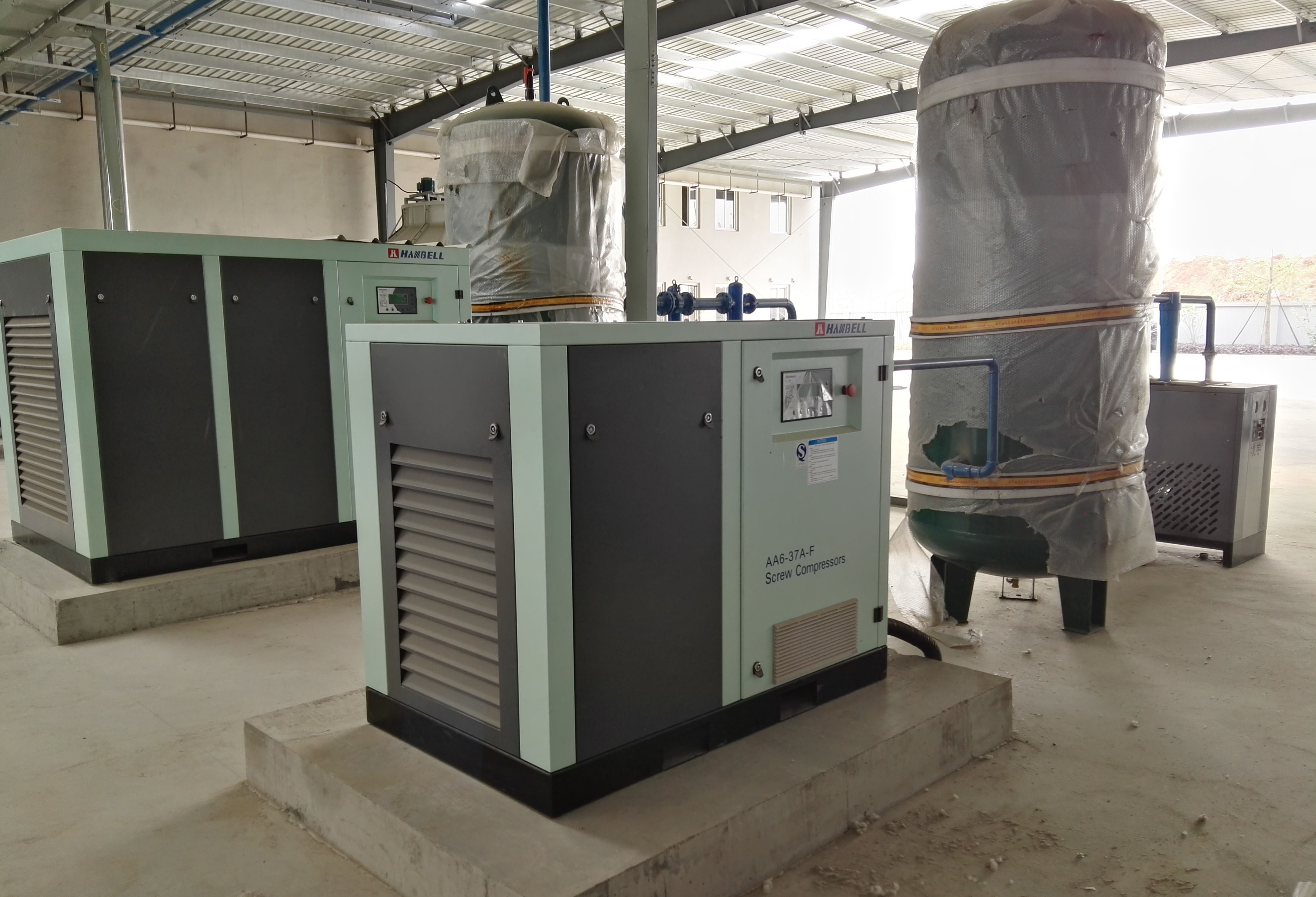 成都宏億集團空氣壓縮站